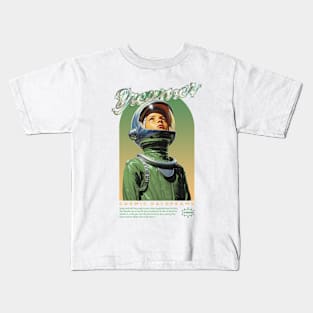 Dreamer Space Traveler Astronaut Kids T-Shirt